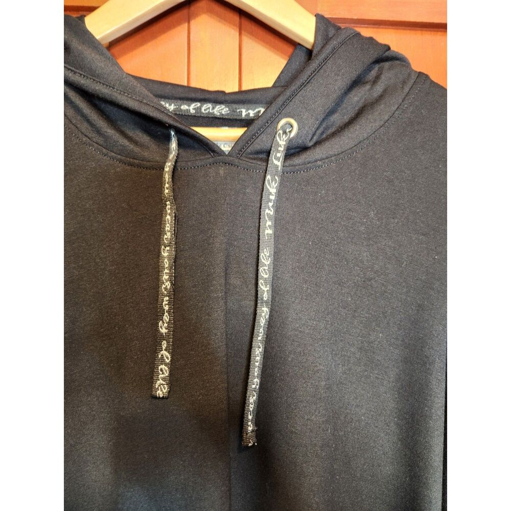 Muk Luks Hooded Pullover Black w/Faux Undershirt Effect Women's Size 2XL NWT! - Picture 3 of 7